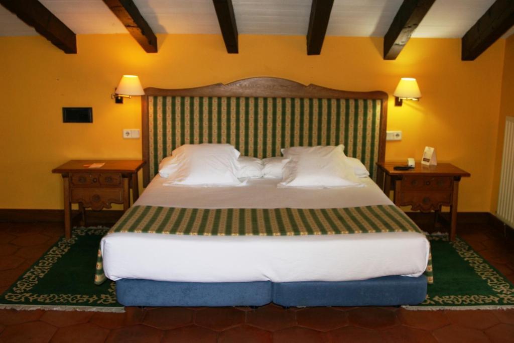 Hotel Palacio Obispo Hondarribia Quarto foto